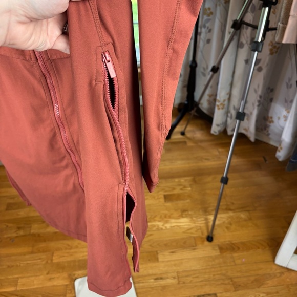 Boutique Athleisure Rust red Long Sleeve Hooded butter soft Dress in L - Picture 10 of 14